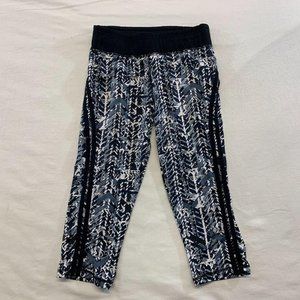 Energy Crop Legging Women's Small gray black